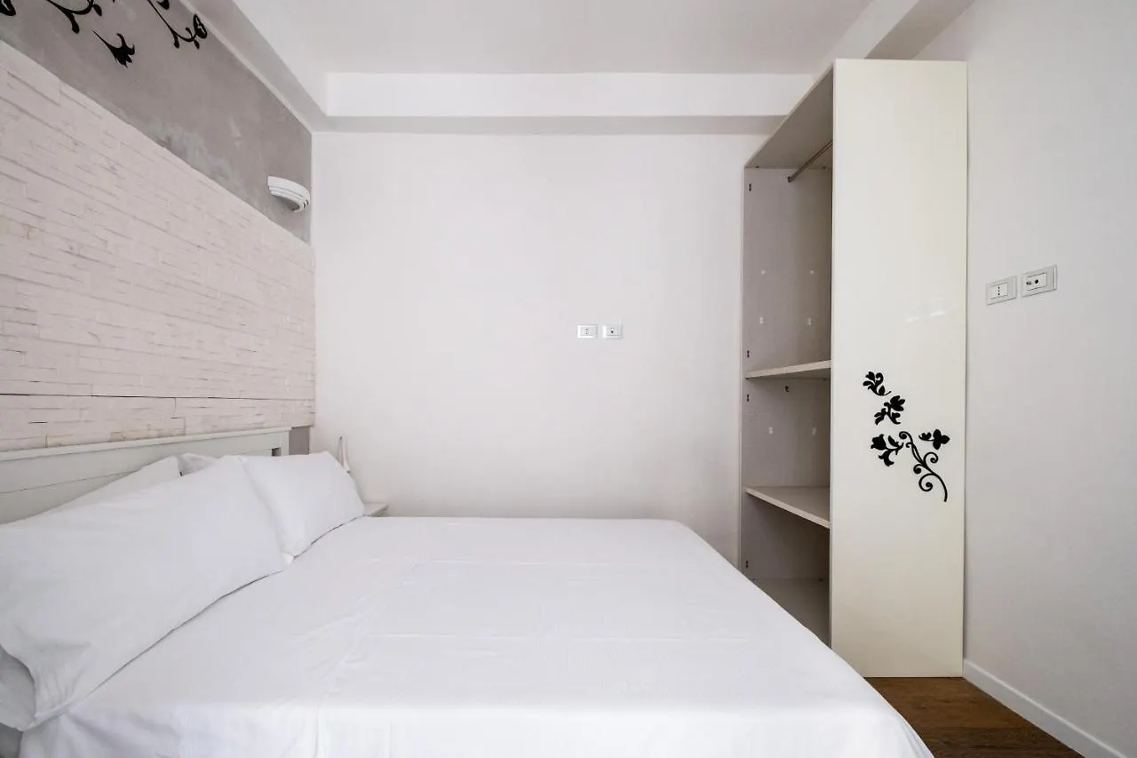 XVI Charm Apartment By Wonderful Italy 볼로냐